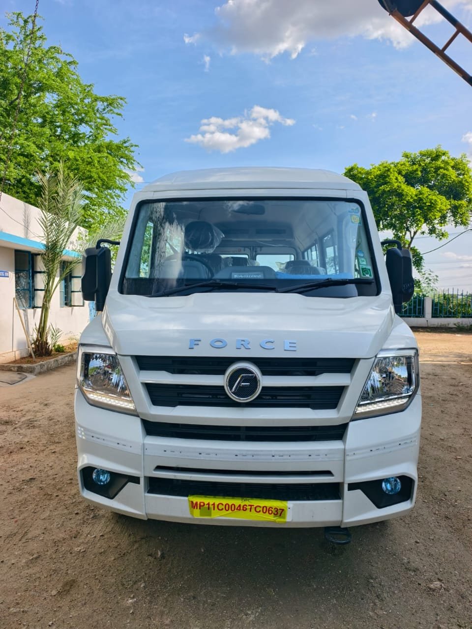 AKM Travels Traveller Exterior